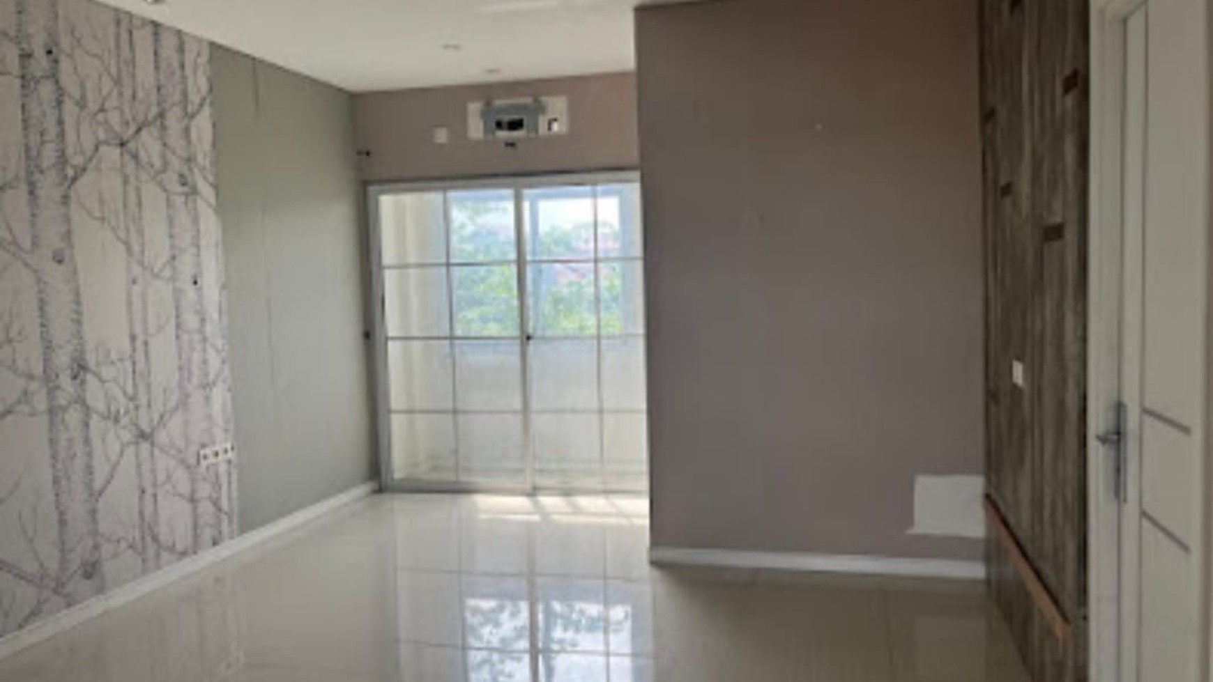 Gedung cocok untuk Showroom ataupun Office di Tangerang