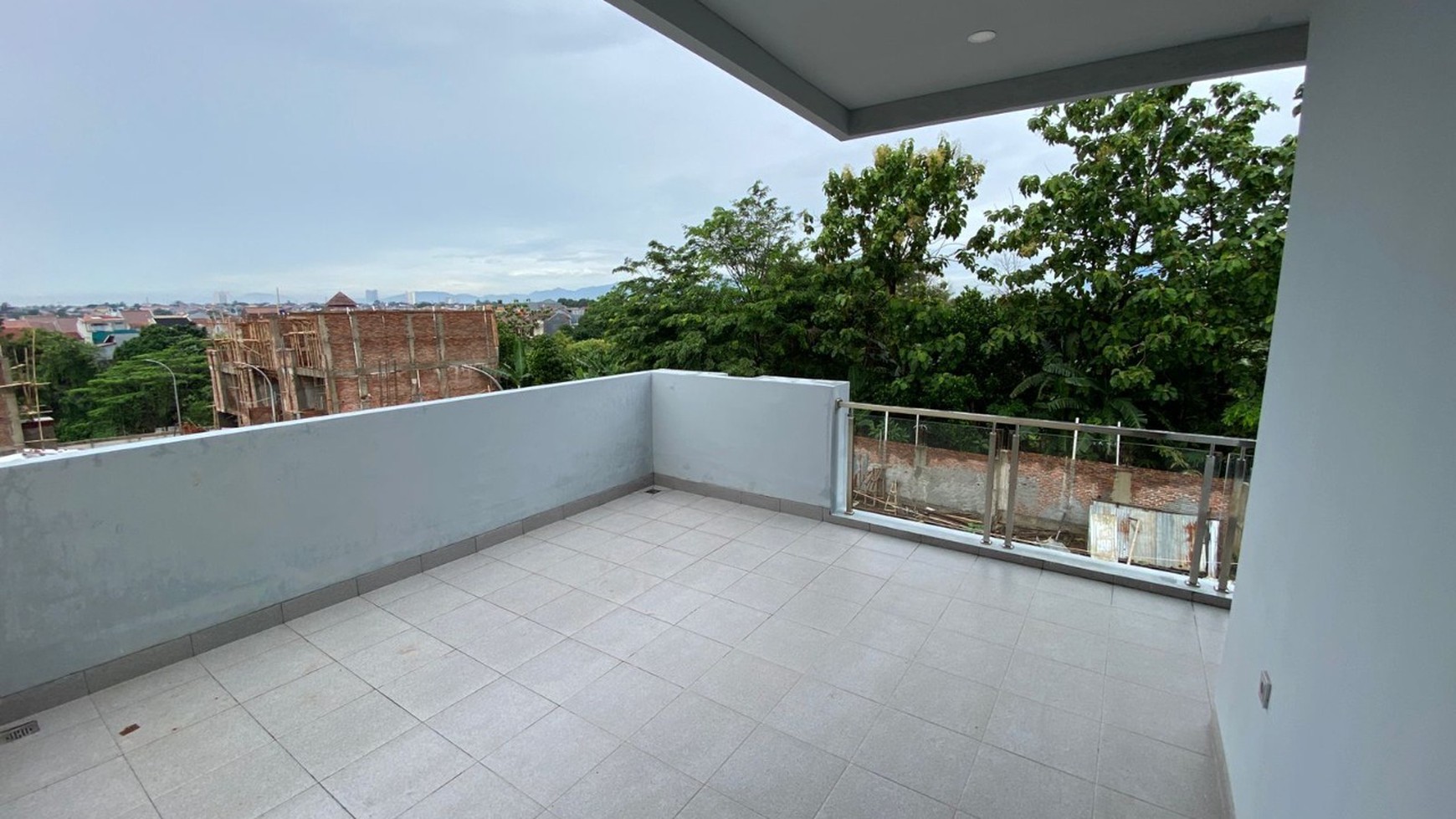 Cinere krukut rumah 3 lantai brand new dekat tol depok antasari cijago