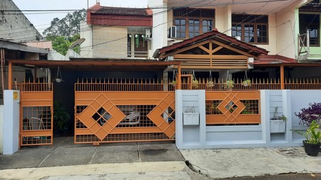  Rumah di Komplek Moneter Kembangan siap huni Lokasi Strategis Bebas Banjir