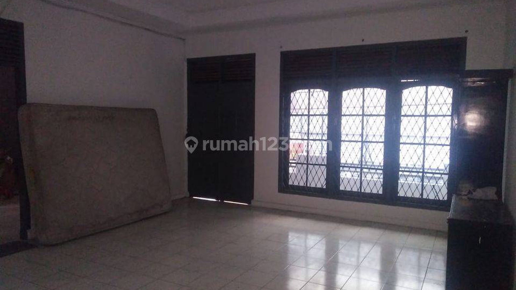 For Sale Rumah di Perempatan Soetta Bubat Bandung Komplek One Gate 