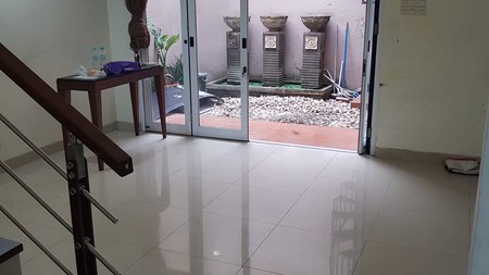 Rumah Siap Huni Lokasi Strategis dengan Lingkungan Asri dan Nyaman @Ciputat