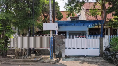 Dijual rumah di JL. Dwiwarna raya - sawah besar - Jakarta Pusat 