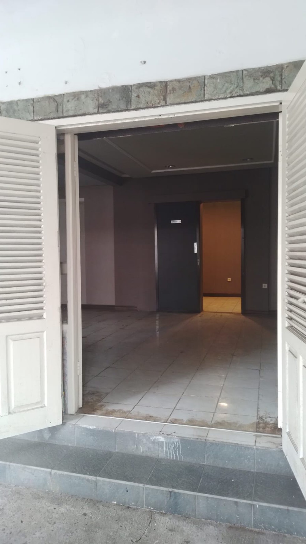  Rumah cocok untuk hunian maupun kantor