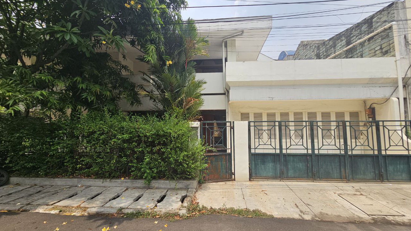 Dijual Rumah di Jl Cempaka Putih Tengah II - Zona campuran