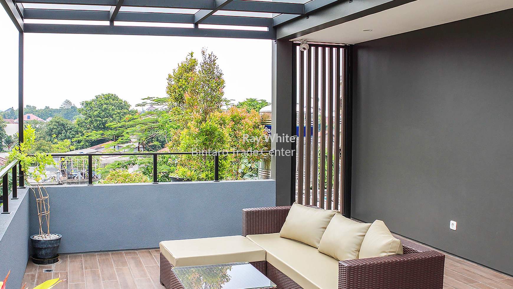 BRAND NEW !!! Rumah Dengan Lay Out Modern dan Strategis @Green Nuri Residence, Pesanggrahan