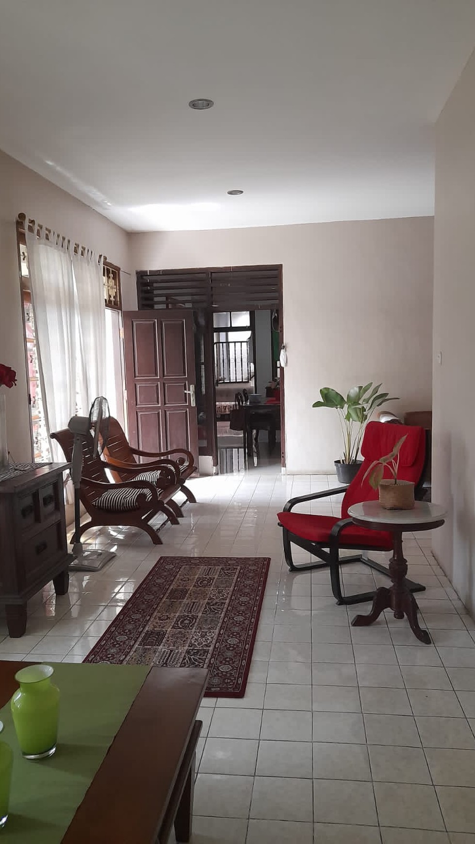 DIJUAL RUMAH di  BELAKANG DELAER SUZUKI PAMULANG