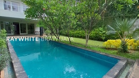 Rumah Siap Huni Lokasi Premium dan Tenang Area Menteng