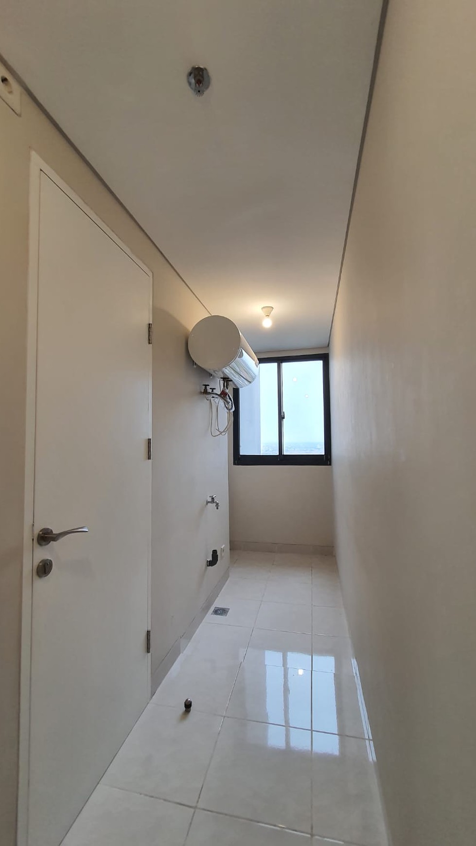 Apartemen Voila Ciputra World Tipe 4+1 Bedroom SEMI Furnished - TerMURAH - Bagus - Lantai 38 - Best View - Surabaya Barat