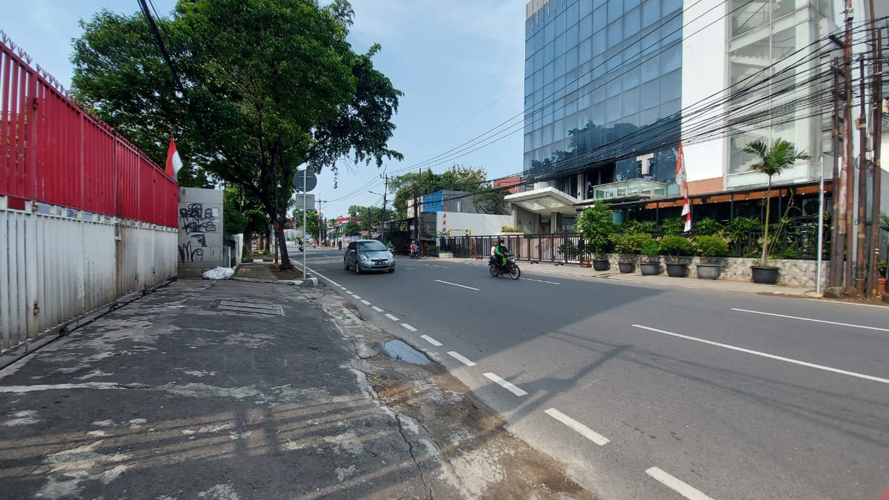 Kebayoran lama jalan raya tanah kusir zona ungu komersial gudang kantor