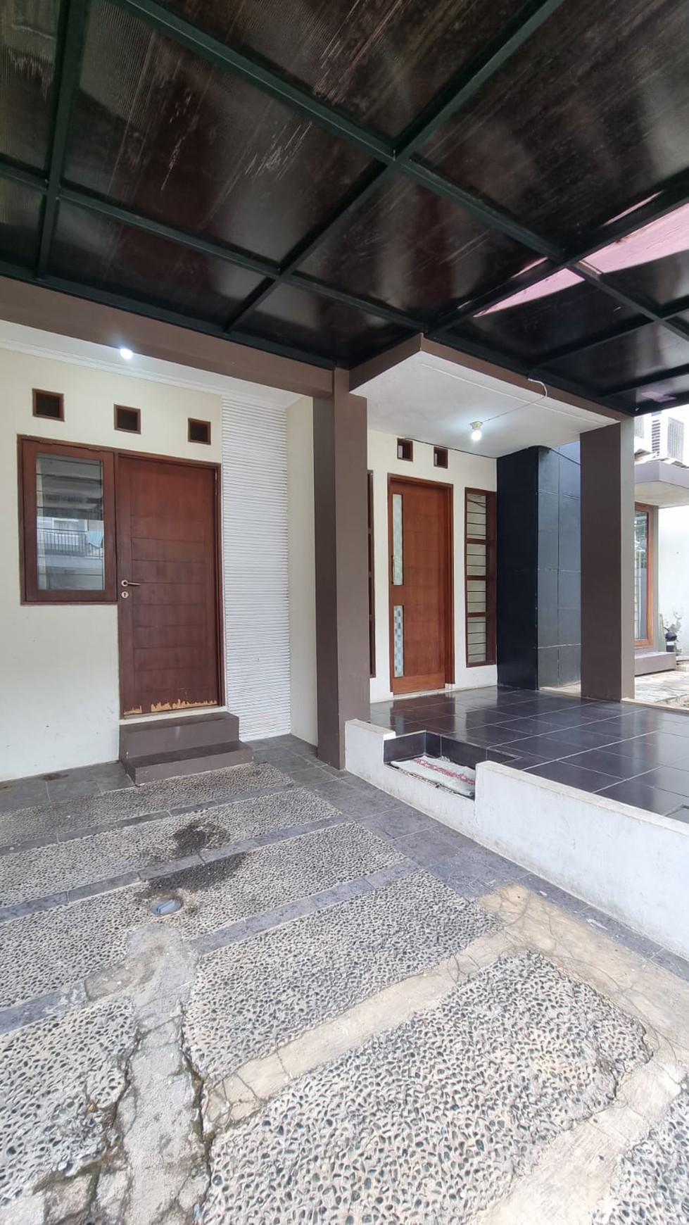 Rumah Minimalis Bintaro Jaya dengan Kondisi Siap Huni dan Lingkungan Asri