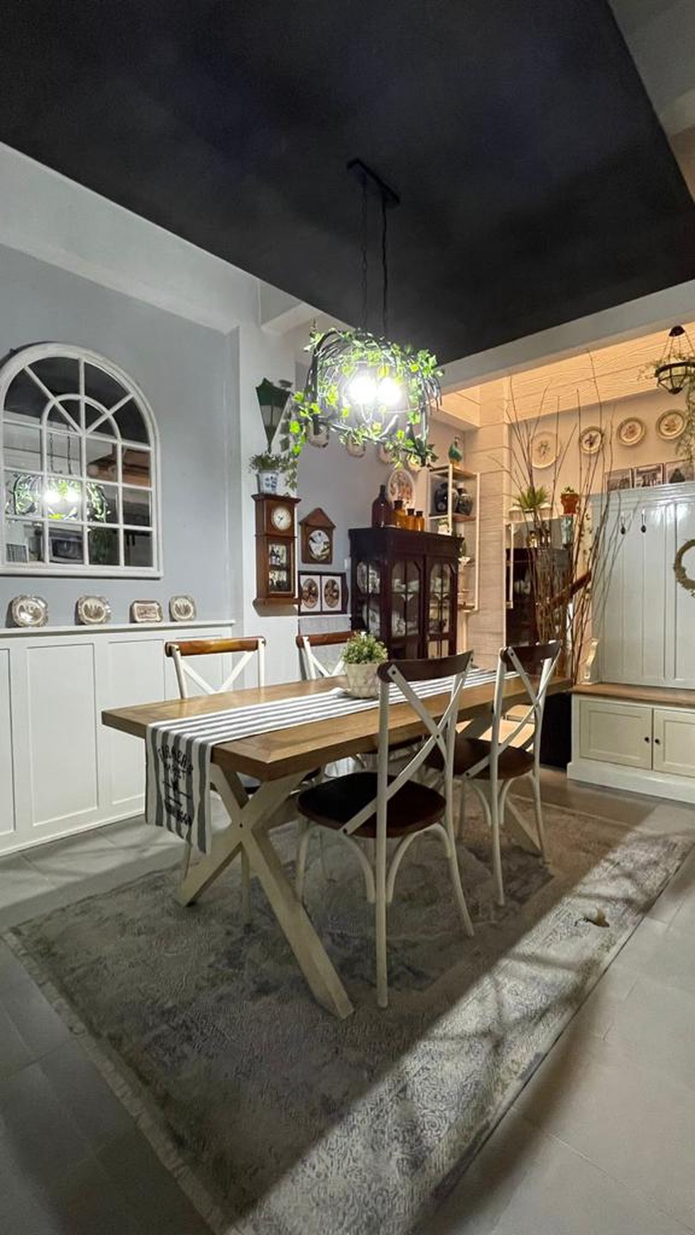 Rumah Cantik, Bagus, Full Furnished ,siap huni Lokasi strategis di Bintaro.