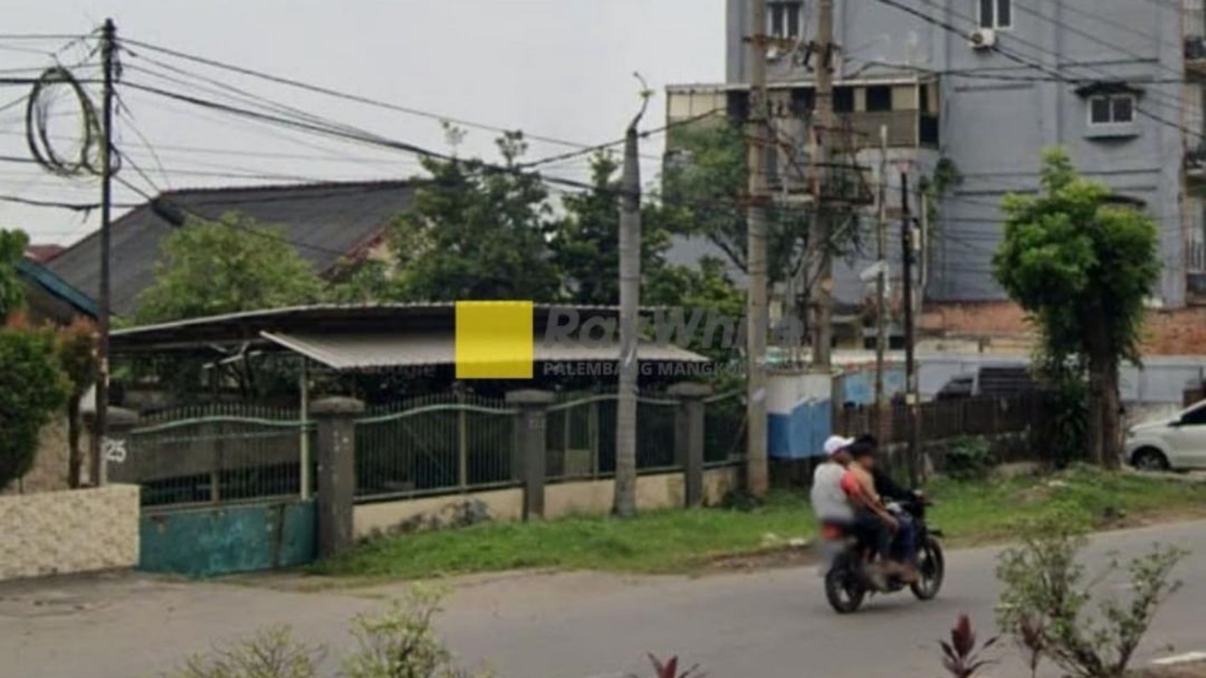 RUMAH SEWA PALEMBANG  COCOK UNTUK CAFE 