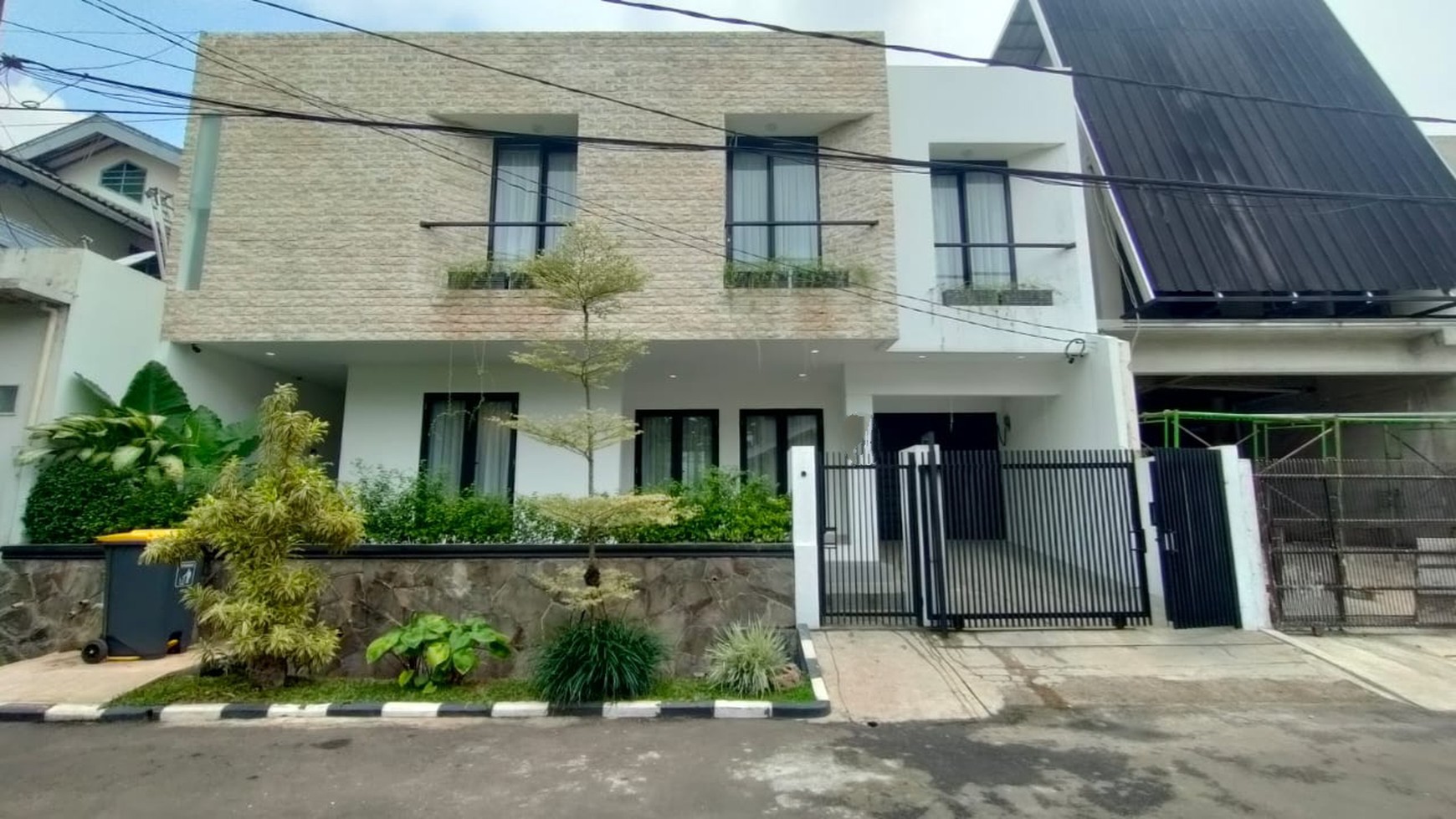 Rumah cantik, Lux, minimalis di Bintaro 