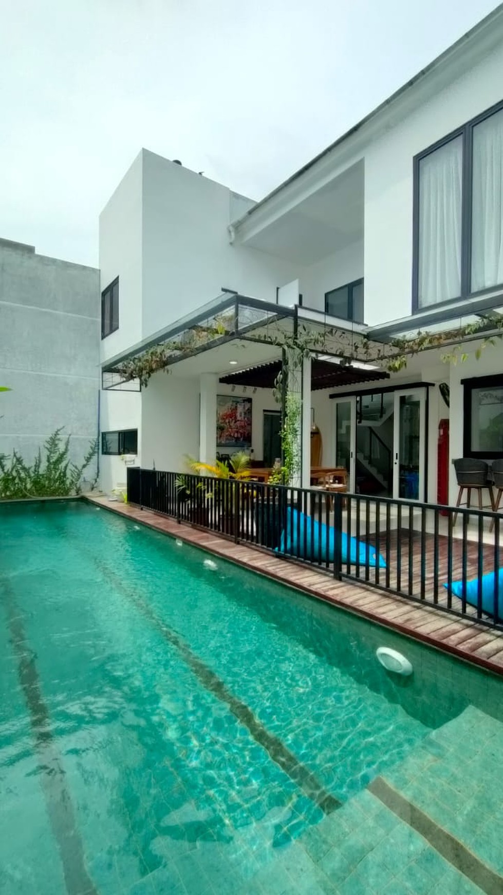 Rumah cantik, Lux, minimalis di Bintaro 