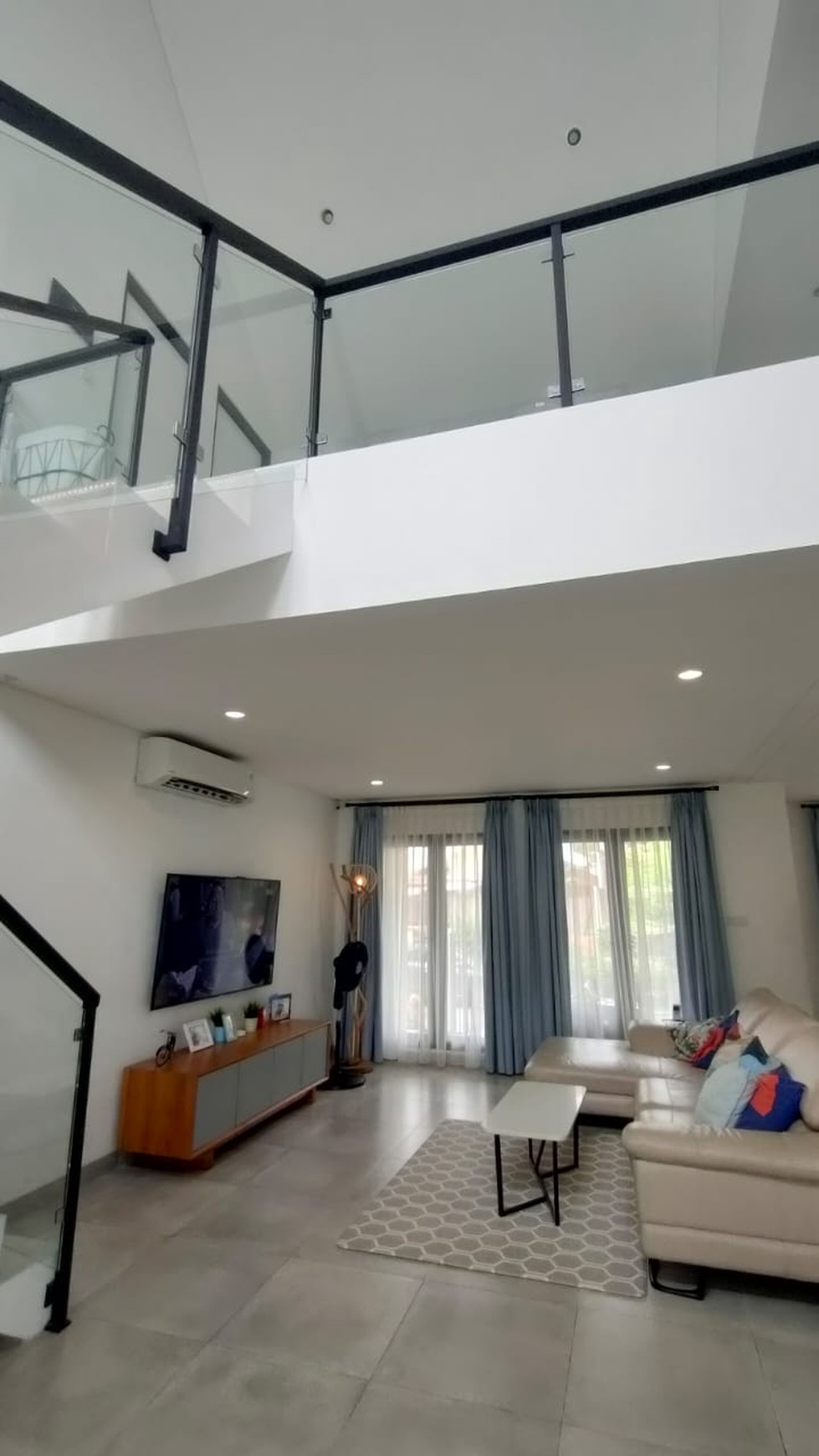 Rumah cantik, Lux, minimalis di Bintaro 