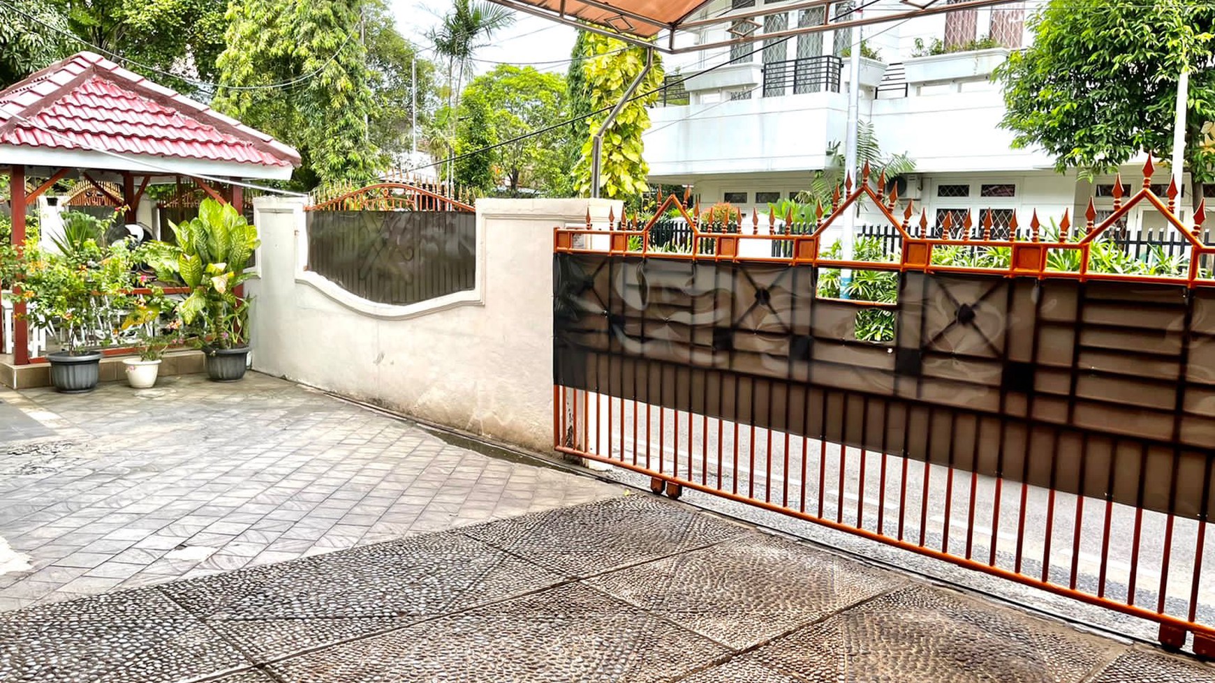 Dijual rumah di Cempaka Putih Tengah - Jakarta Pusat