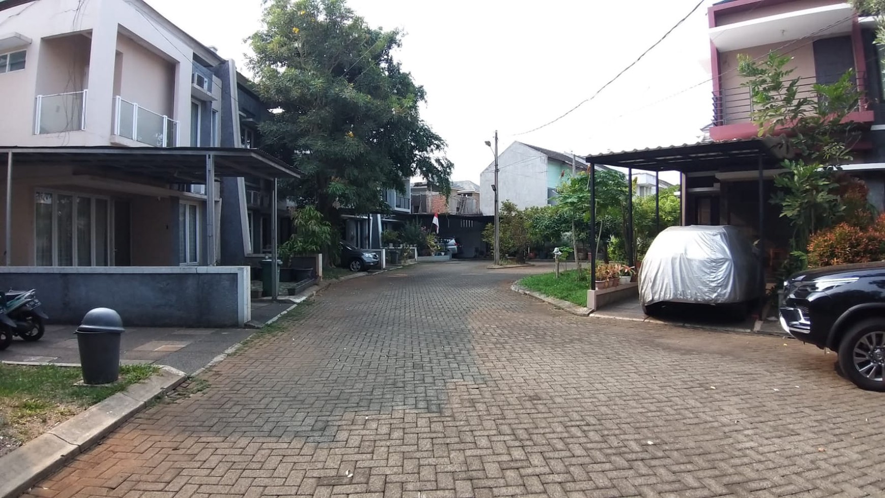 Dijual Rumah Green View Town House Bintaro Utama Sektor 3 Pondok Aren Tangerang Selatan