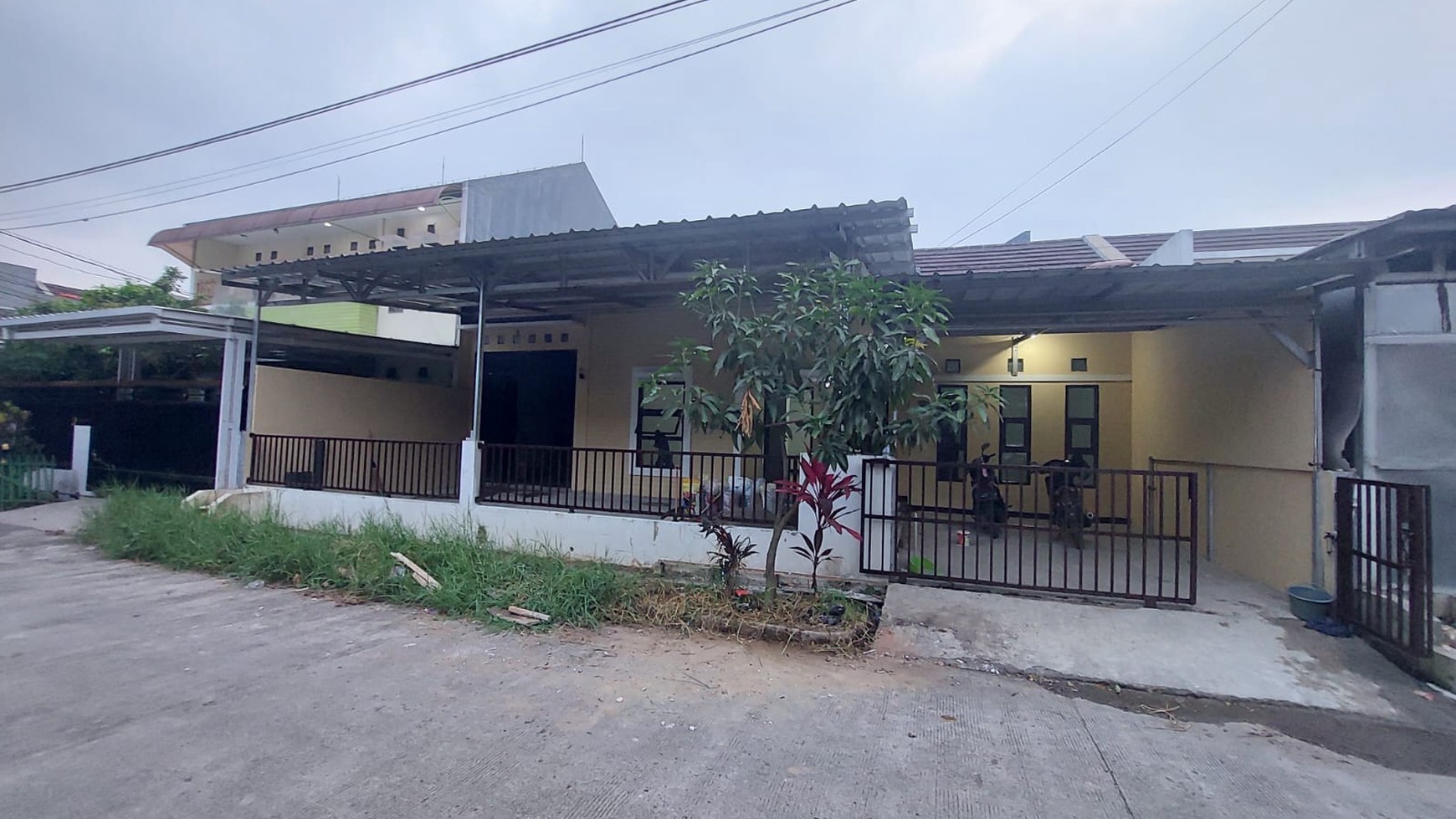 Rumah Asri dan Nyaman di Taman Kopo Katapang, Bandung