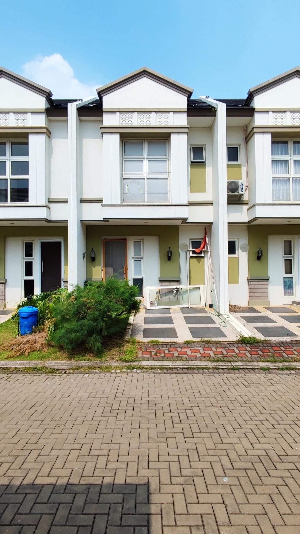 Termurah. Rumah 2 Lantai Di Savia, BSD