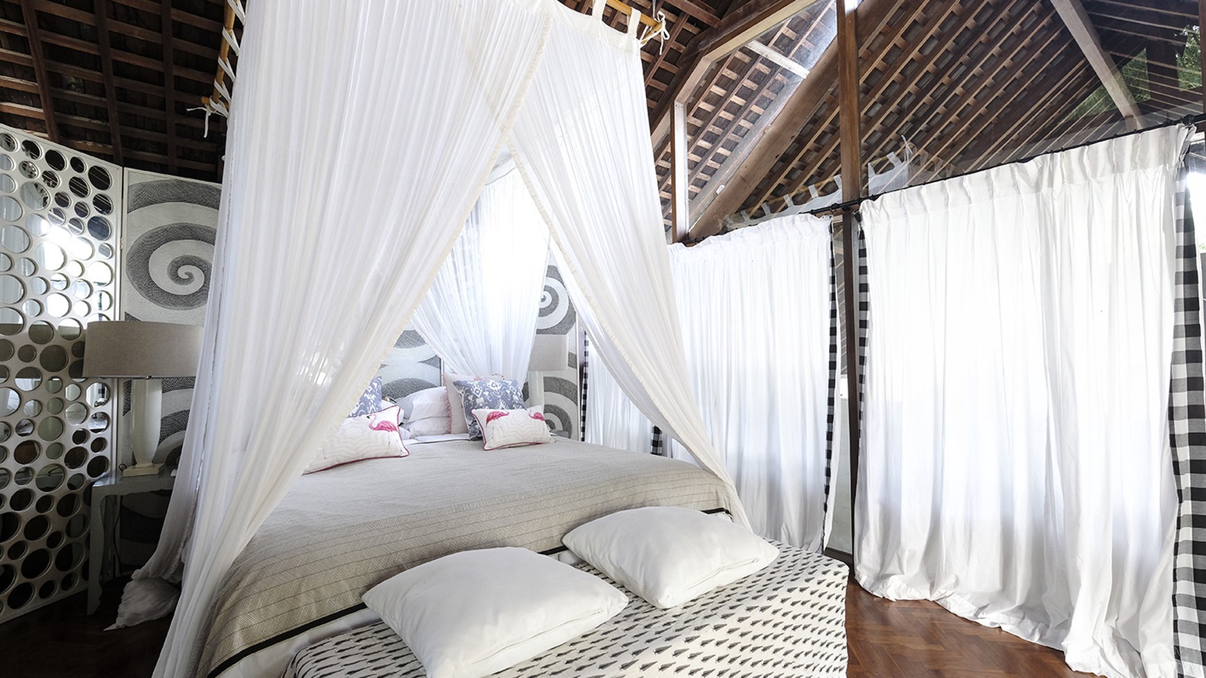 FREEHOLD BOUTIQUE PRIVATE RESIDENCE VILLA WITH ORGANIC GARDENS IN CANGGU AREA