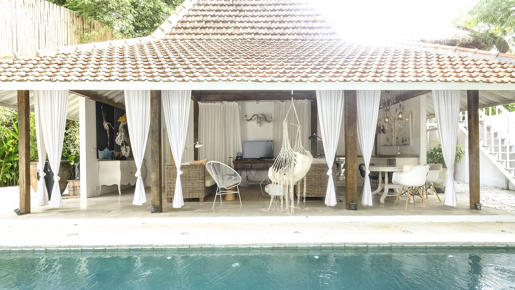 FREEHOLD BOUTIQUE PRIVATE RESIDENCE VILLA WITH ORGANIC GARDENS IN CANGGU AREA