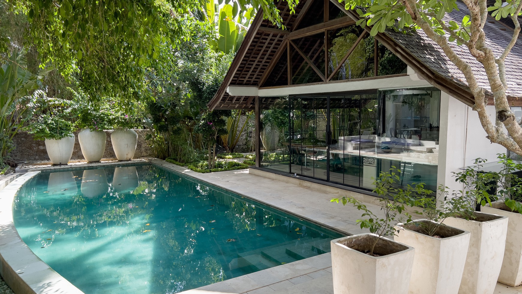 FREEHOLD BOUTIQUE PRIVATE RESIDENCE VILLA WITH ORGANIC GARDENS IN CANGGU AREA