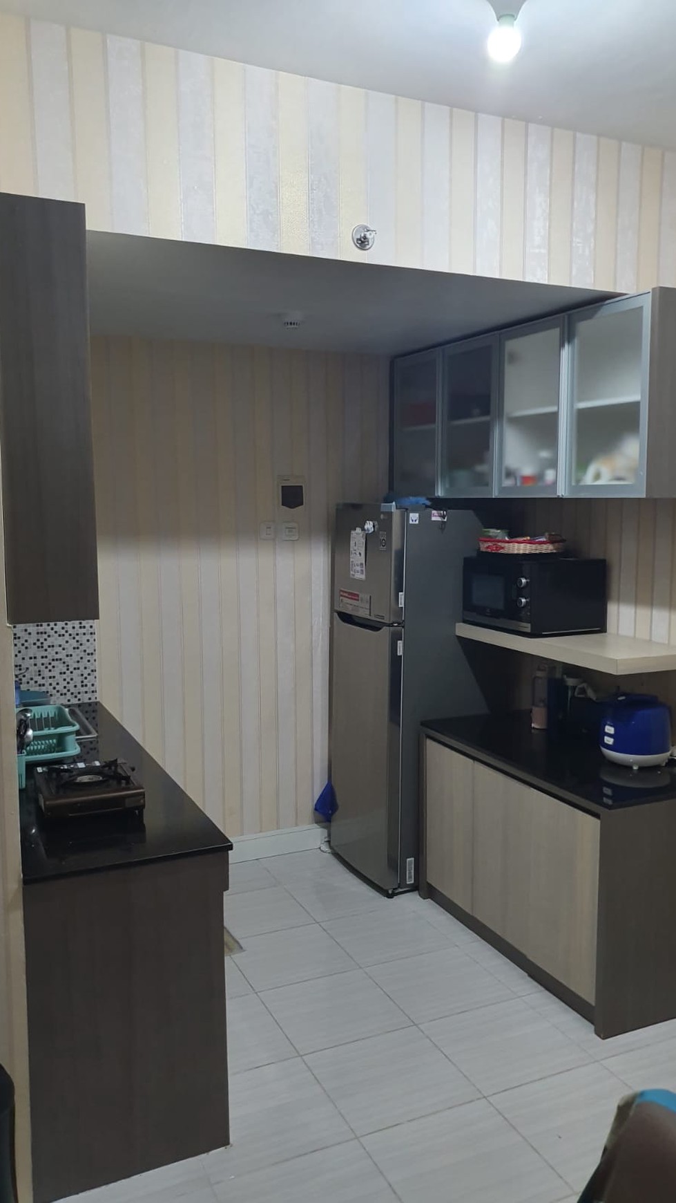 Dijual MURAH apartemen cantik siap huni Full Furnished Puncak Dharmahusada dekat Unair.