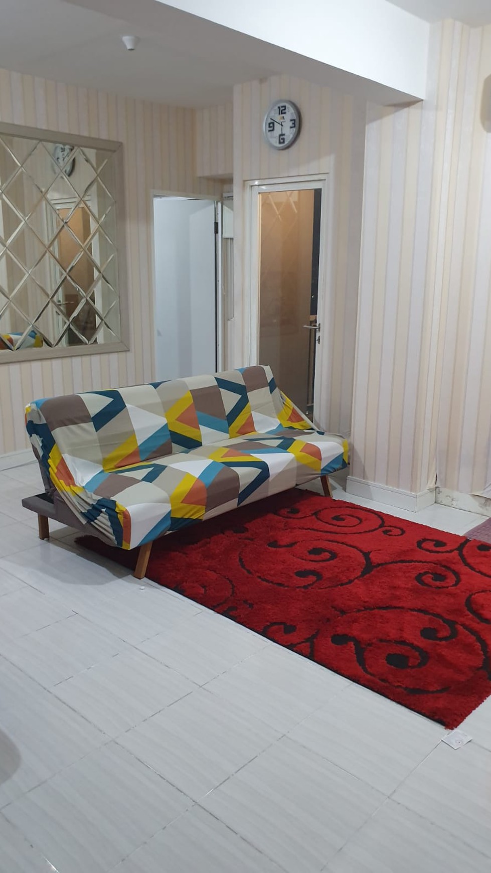 Dijual MURAH apartemen cantik siap huni Full Furnished Puncak Dharmahusada dekat Unair.