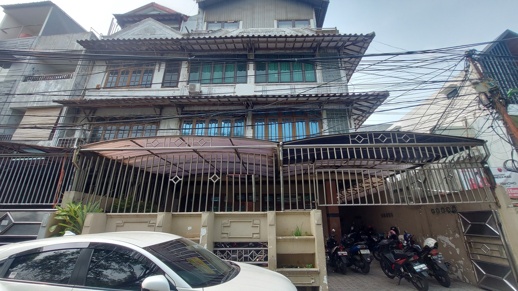 Ruko gandeng Rp. 2.1M x 2 unit di Petojo, Cideng, Gambir