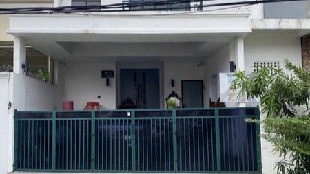 Rumah dijual di Komplek Bukit Cinere Indah