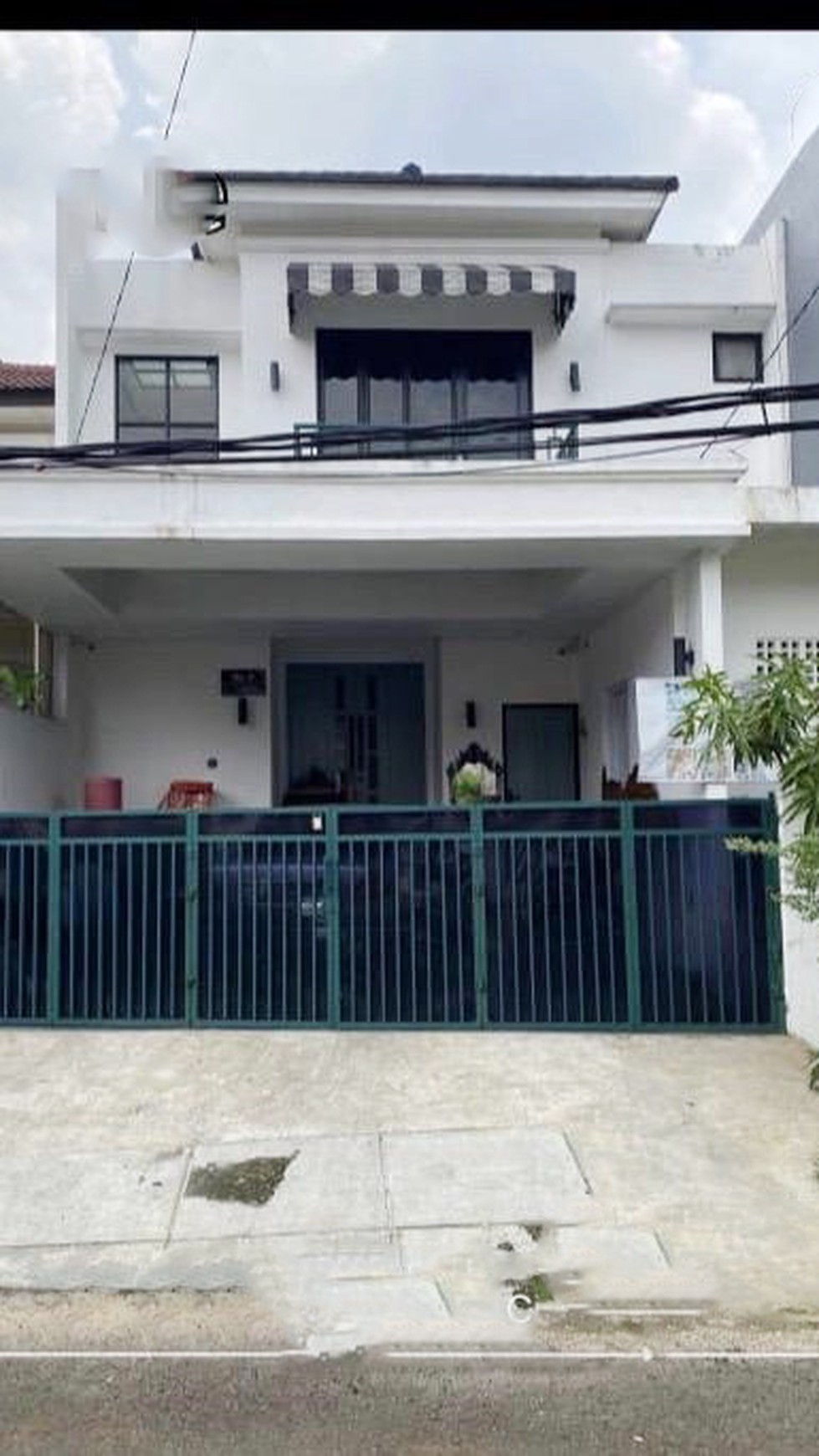 Rumah dijual di Komplek Bukit Cinere Indah