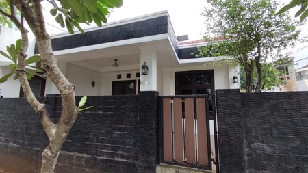 Best Price. Rumah bagus Villa Melati Mas, Serpong