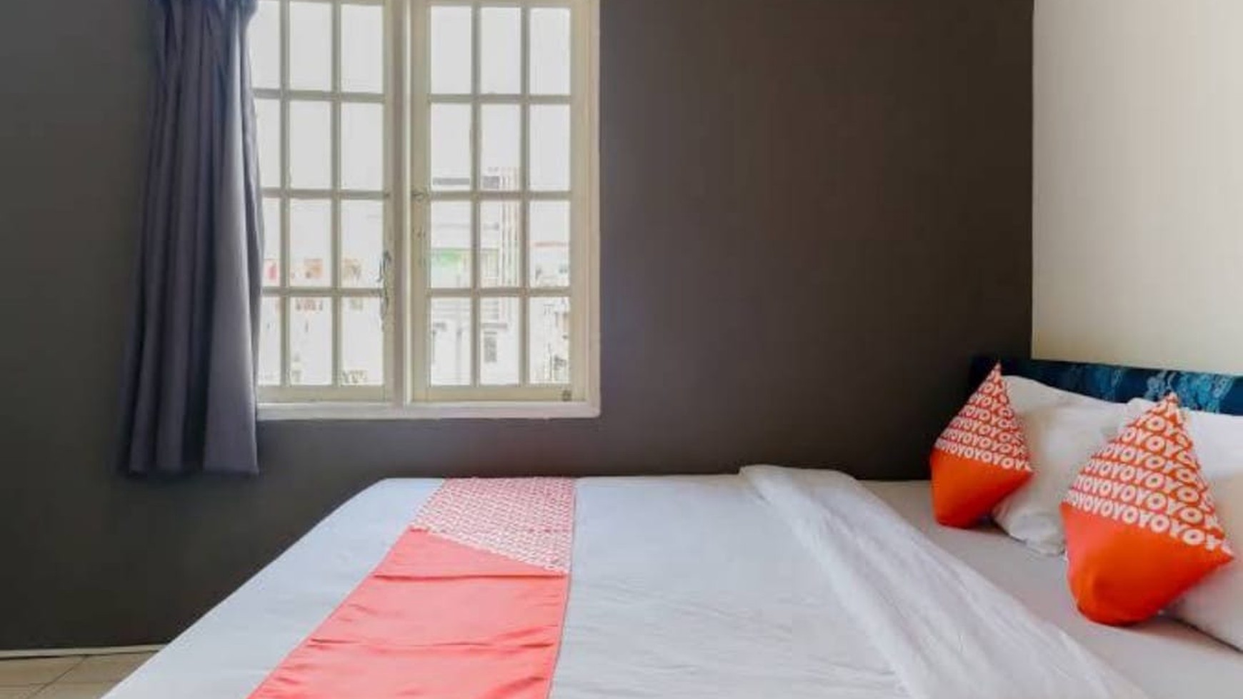 Hotel Dengan Tingkat Penginapan 80% Ditengah Pusat Kota Di Area Pasar Baru