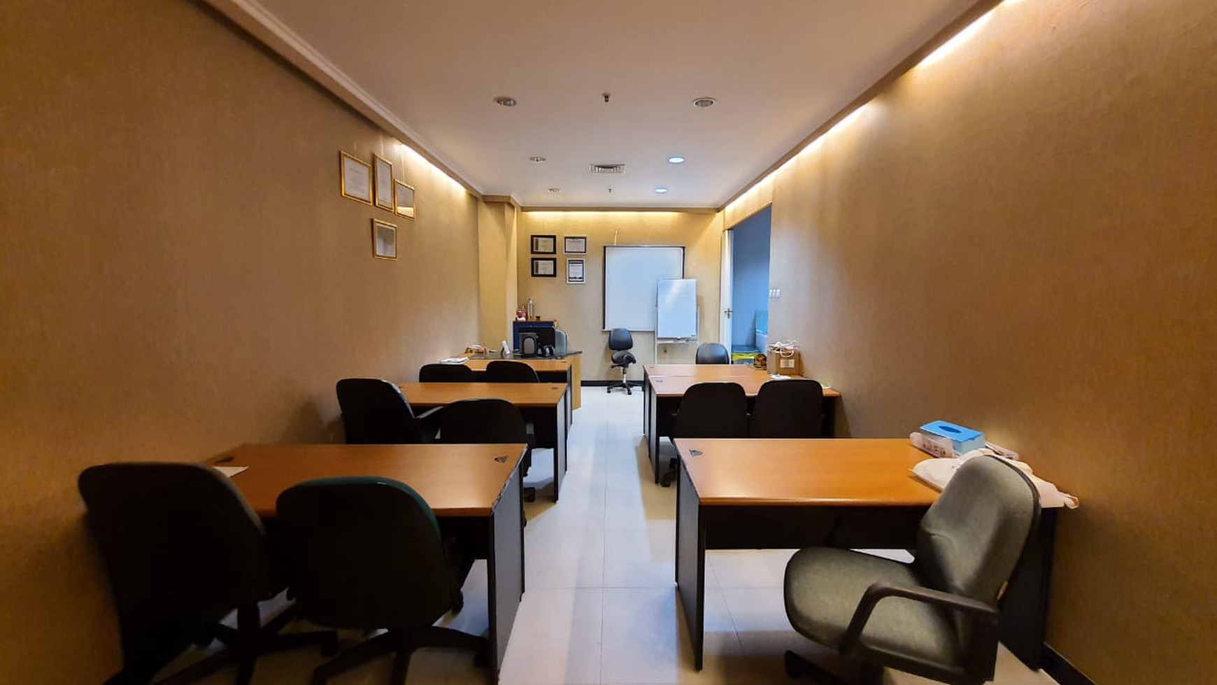 DiJual Office Space di Office Suite Thamrin City - Jakarta Pusat