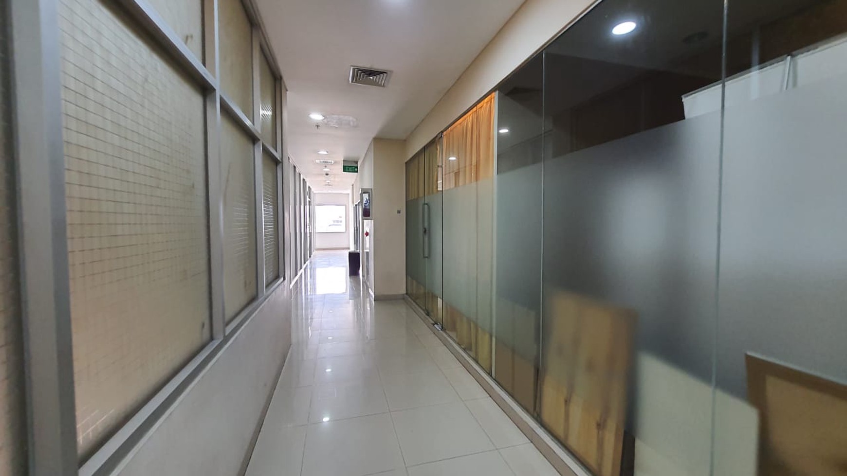 DiJual Office Space di Office Suite Thamrin City - Jakarta Pusat