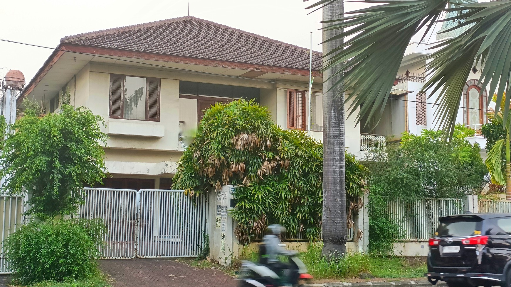 Rumah Jl Gedung Hijau Raya, Pondok Indah Luas 643m2