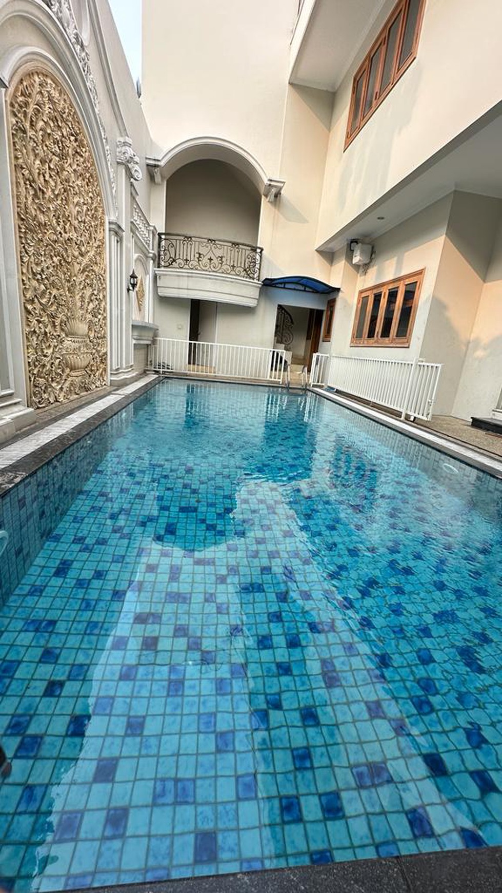 European Classic House Pondok Indah