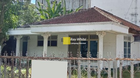 Dijua Rumah Bonus Bangunan 4 Lantai  Pringsewu