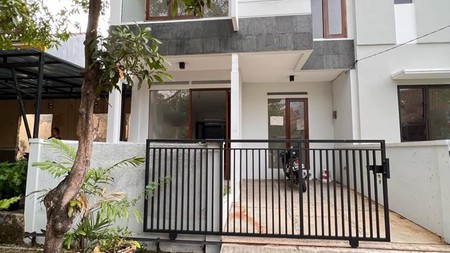 Rumah Bagus Di Gardenia Loka, Graha Raya Bintaro Jaya