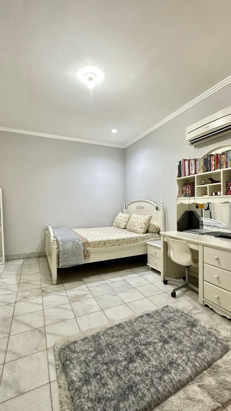 Rumah MInimalis di Pondok Pinang dekat dengan Pondok Indah Mall 