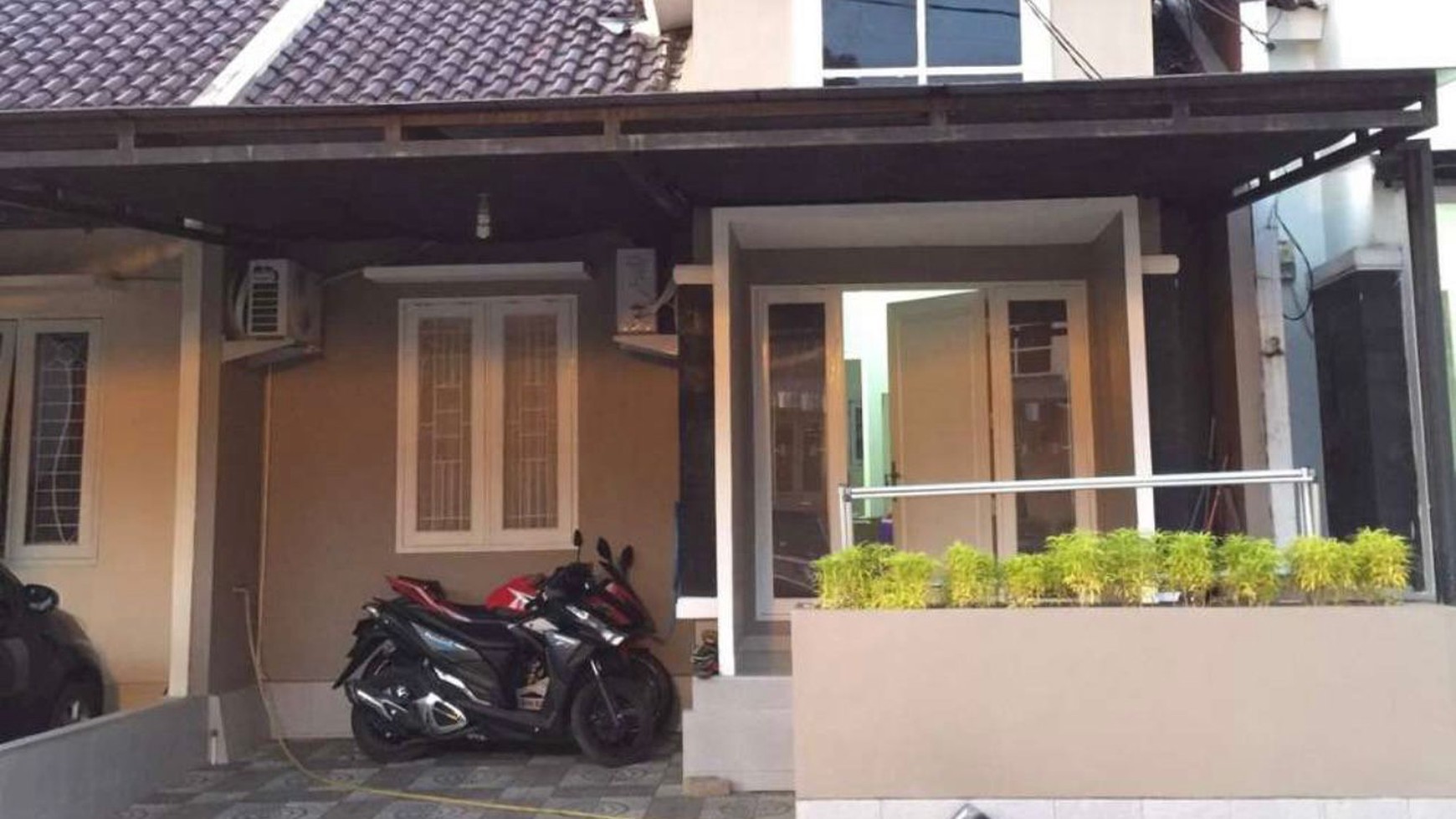 Rumah Bagus DI Perum Kirai Garden Cirendeu Jakarta Selatan