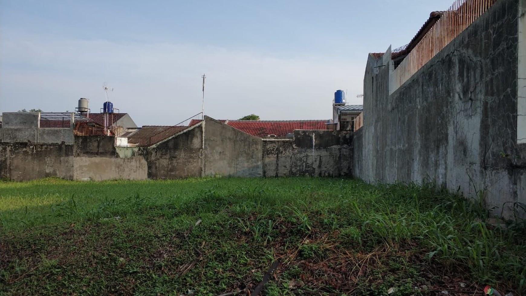 Cinere Bukit cinere indah luas 270 di komplek elit eks pondok indah grup