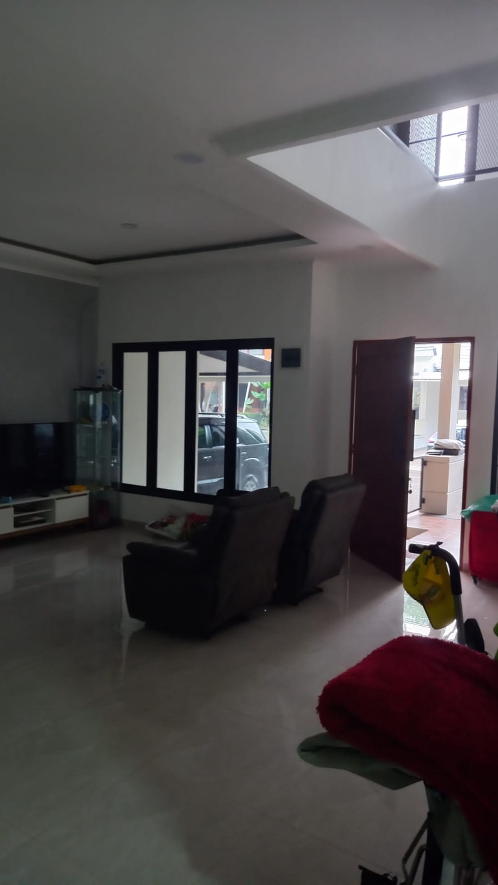 Rumah modern 2 Lantai, dalam Cluster Permata di Bintaro Sektor 9.