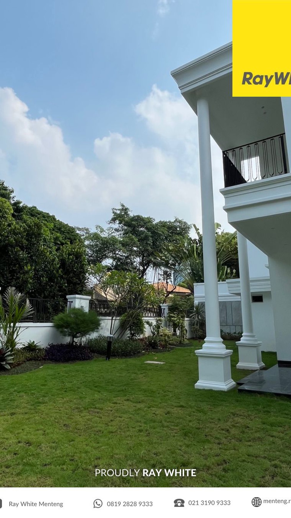 Rumah Mewah Brand New 2 lantai di Menteng dan letak nya sangat Strategis 