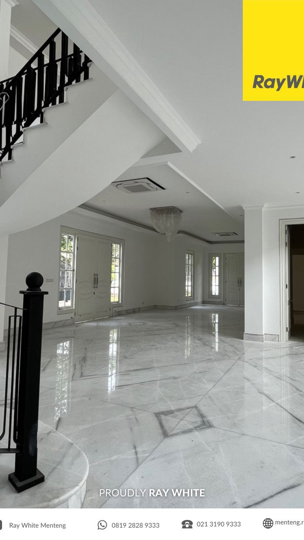 Rumah Mewah Brand New 2 lantai di Menteng dan letak nya sangat Strategis 