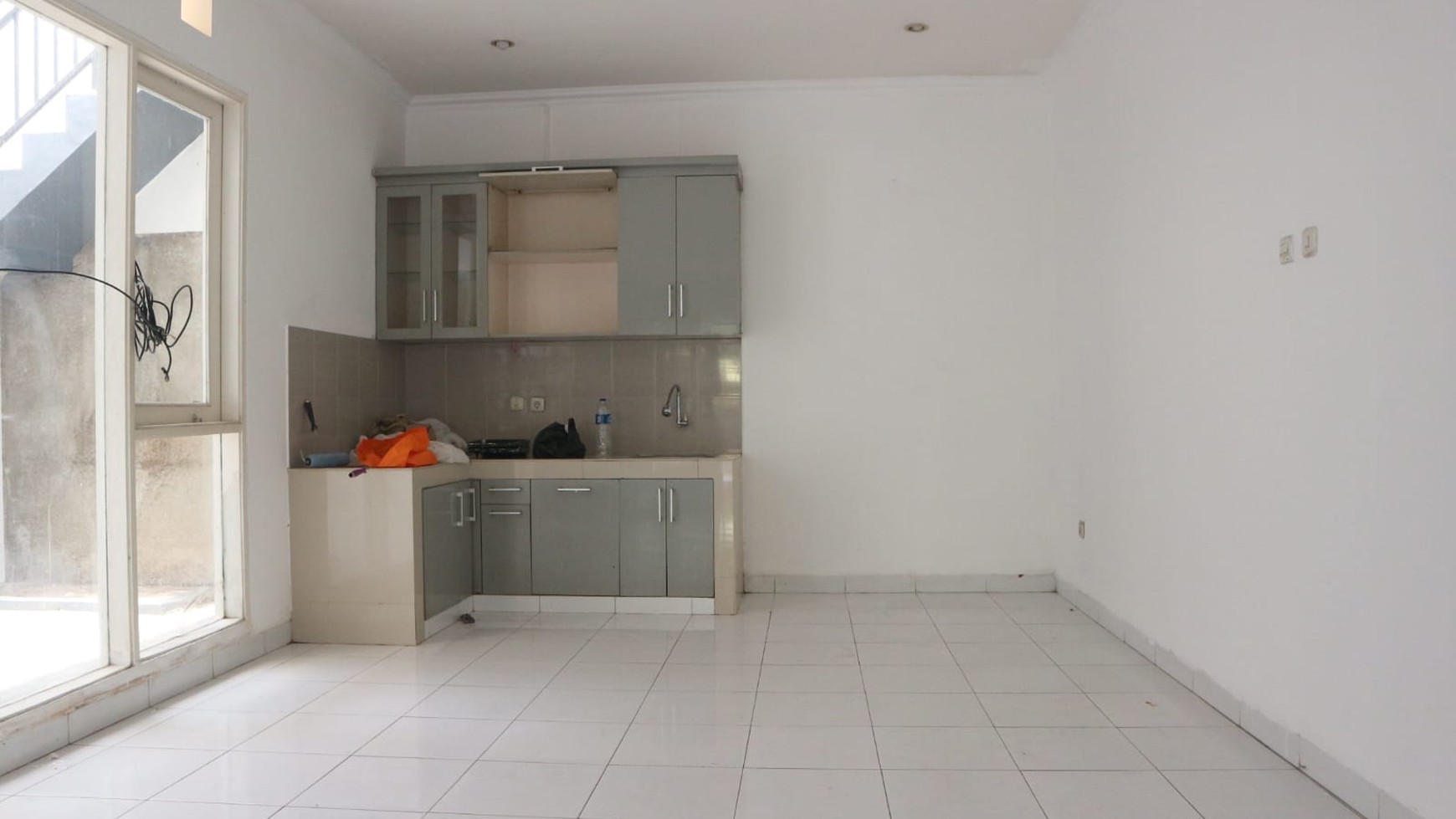 Flash Rent. Rumah bagus cluster Sevilla, BSD