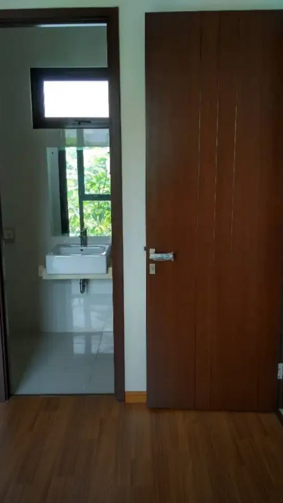 Termurah. Rumah bagus Eminent Prestigia, Serpong