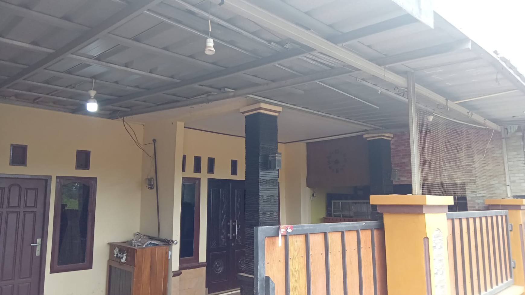 Dijual Rumah Full Bangun Harga Terjangkau terletak di Pinggir Jalan Raya Kemiling