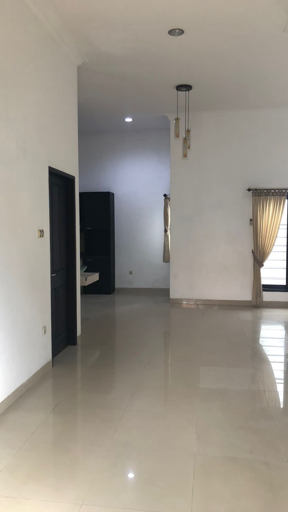 DIJUAL RUMAH CANTIK SEMI FURNISHED ALAM HIJAU CITRALAND