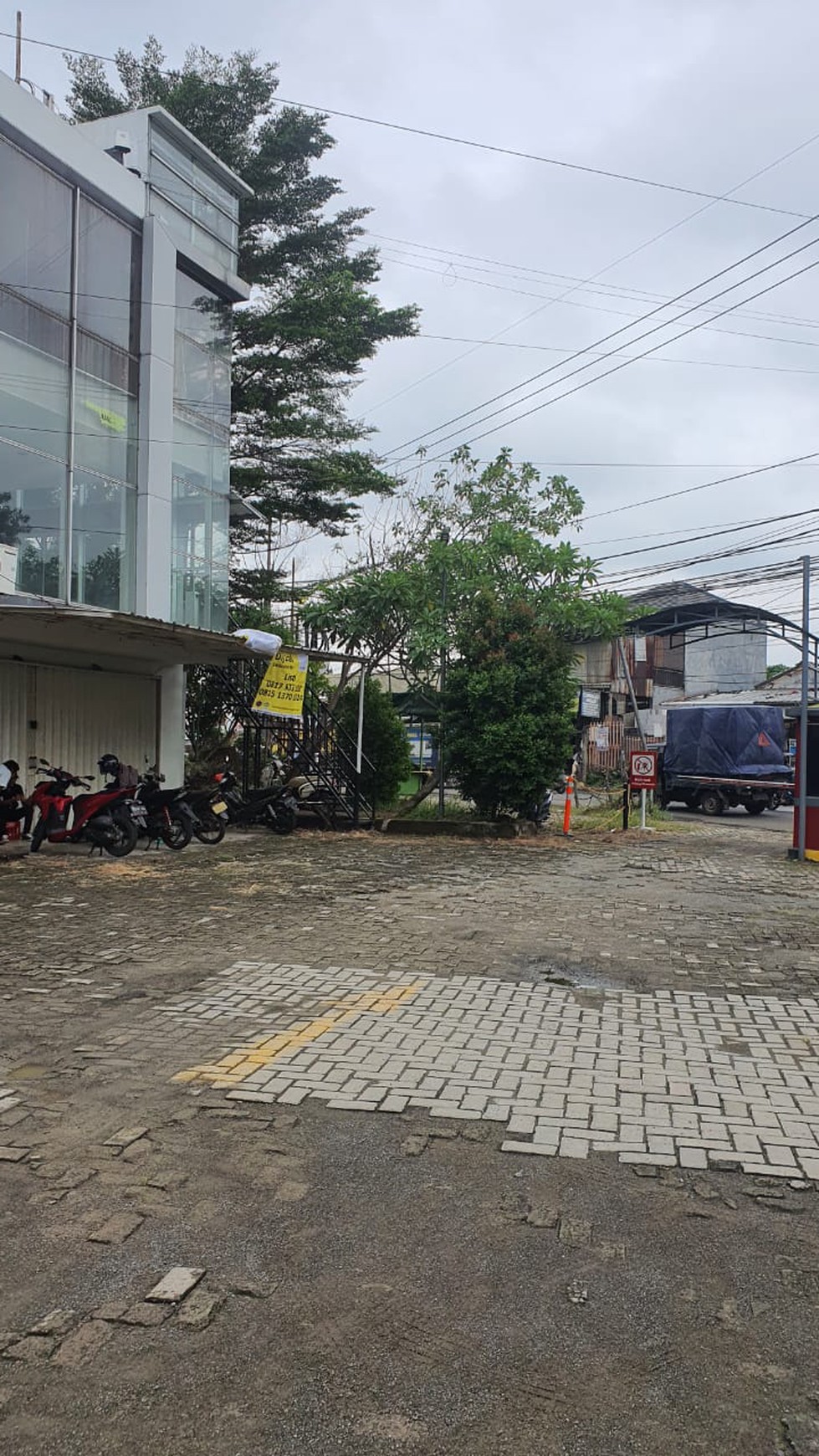 Dijual Ruko Bintaro 8, Lokasi Strategis Jombang Raya, Ciputat Tangerang Selatan